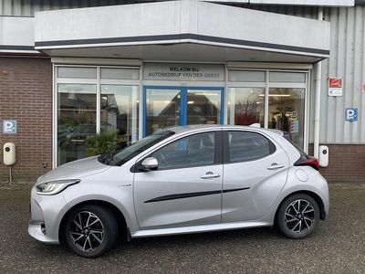 Grijs Occasion 2020 Toyota Yaris Edition Hatchback | € 19.945 (Eerlijke prijs)