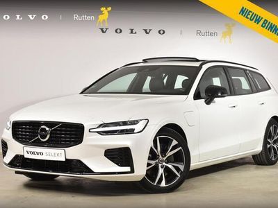 tweedehands Volvo V60 T6 350PK Automaat Recharge AWD R-Design / Long Range / Panoramadak / Sportstoelen / Harman Kardon / Adaptive Cruis control / Blis / Head-up display / Trekhaak