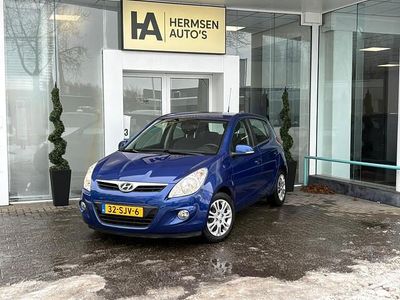 Blauw (metallic) Occasion 2011 Hyundai i20 Hatchback | € 3.495 (Eerlijke prijs)