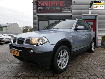 tweedehands BMW X3 2.5i Executive AUTOMAAT-CLIMA-NAVI-TREKHAAK-PDC V+