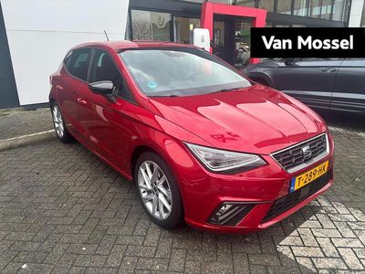 Rood Occasion 2023 Seat Ibiza Business Hatchback | € 21.900 (Eerlijke prijs)
