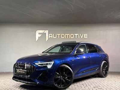 Blauw (metallic) Occasion 2022 Audi e-tron SUV | € 41.890 (Duur)