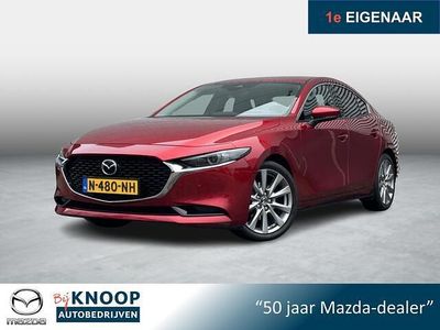 Rood Gebruikt 2021 Mazda 3 Sportive Sedan | € 22.900 (Eerlijke prijs)