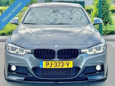 Grijs Gebruikt 2016 BMW 318 M Performance Sedan | € 15.950