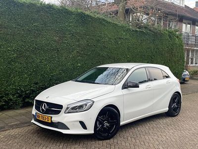 Wit Occasion 2016 Mercedes A160 Hatchback | € 10.500 (Eerlijke prijs)