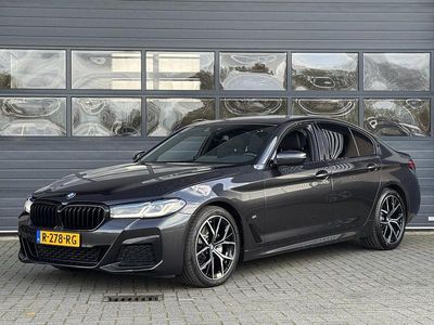 Grijs Occasion 2022 BMW 520 M Sport Sedan | € 44.999 (Duur)