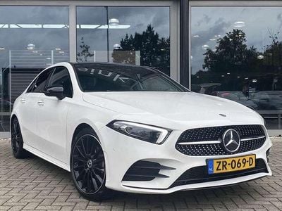 Wit Occasion 2019 Mercedes A200 AMG line Sedan | € 27.500 (Iets duurder)
