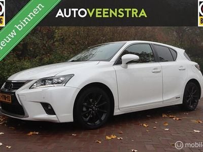 Lexus CT200h