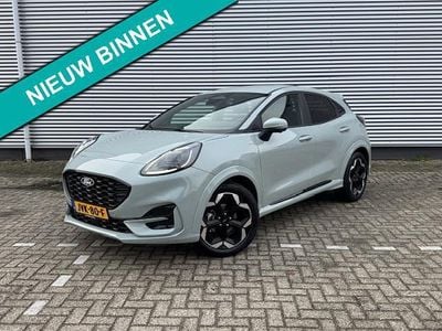 Grijs Occasion 2025 Ford Puma ST-Line SUV | € 28.888 (Eerlijke prijs)