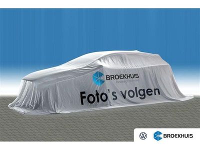 Zwart Gebruikt 2022 VW Passat Business Stationwagen | € 26.395 (Iets duurder)