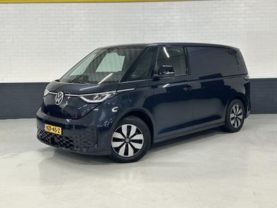 tweedehands VW ID. Buzz Cargo L1H1 77 kWh PDC | LED | Trekhaak | APP Connect | Navigatie | Dodenhoek assistent | EX BTW Voorruitverwarming | Elektrische achterklep | Parkeercamera | Zomer en winterset