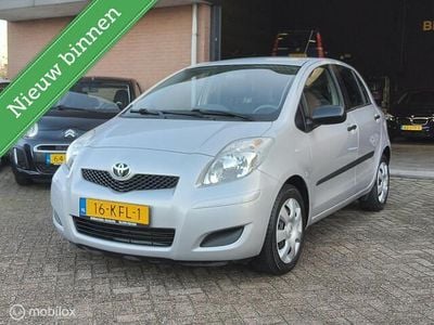 Grijs Gebruikt 2009 Toyota Yaris Comfort Hatchback | € 6.450 (Eerlijke prijs)