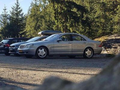 Blauw Gebruikt 1999 Mercedes S430 Sedan | € 5.999 (Goede deal)