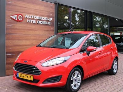 Rood Occasion 2014 Ford Fiesta Style Hatchback | € 9.650 (Eerlijke prijs)