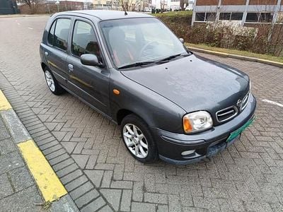 Occasion Nissan Micra 82 PK (60 kW) 2002 Grijs Hatchback