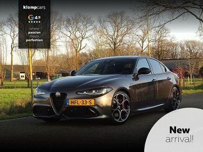 Grijs Gebruikt 2024 Alfa Romeo Giulia Veloce Sedan | € 47.500 (Eerlijke prijs)