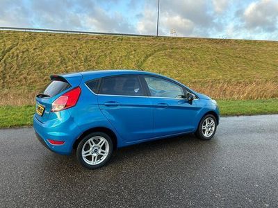 Occasion Ford Fiesta Titanium 101 PK (74 kW) 2013 Blauw Hatchback