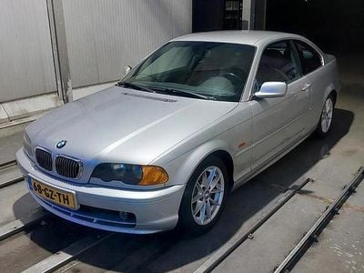 BMW 325