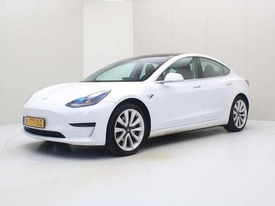 Wit Gebruikt 2020 Tesla Model 3 Standard Range Sedan | € 17.900 (Eerlijke prijs)