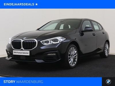 Saphirschwarz Gebruikt 2021 BMW 120 Hatchback | € 23.950 (Eerlijke prijs)