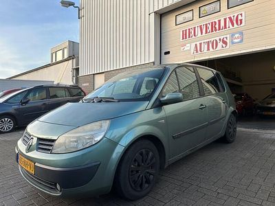 Groen Gebruikt 2004 Renault Scénic II Authentique MPV | € 999 (Eerlijke prijs)