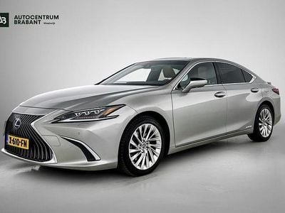 Grijs Gebruikt 2019 Lexus ES300H President Line Sedan | € 34.995 (Eerlijke prijs)