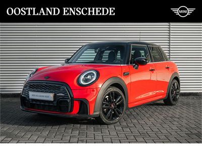 Rood Occasion 2021 Mini John Cooper Works Hatchback | € 25.450 (Eerlijke prijs)