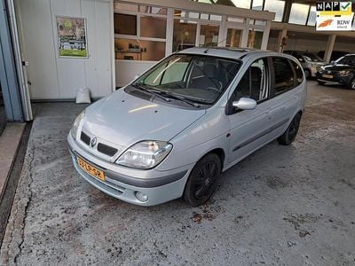Occasion Renault Scénic Expression 107 PK (78 kW) 2003 Grijs MPV