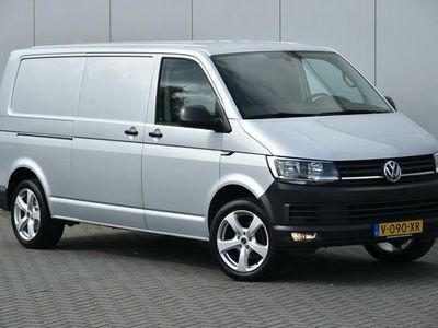 VW Transporter