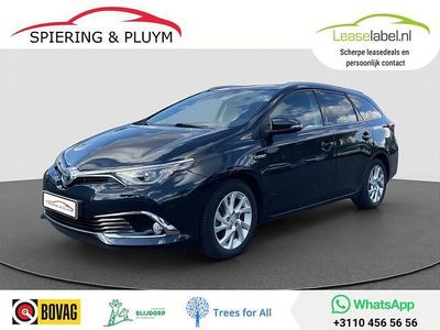 Grijs Gebruikt 2016 Toyota Auris Touring Sports Stationwagen | € 15.795 (Iets duurder)