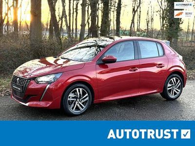 Rood Occasion 2020 Peugeot 208 Allure Hatchback | € 17.950 (Eerlijke prijs)