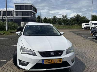 Wit Gebruikt 2015 Seat Leon FR Stationwagen | € 10.950 (Goede deal)