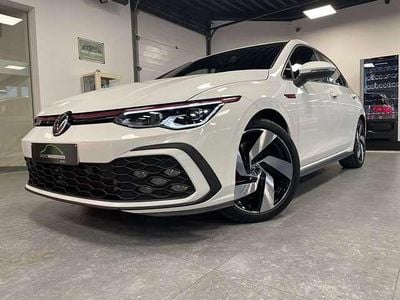 Wit Gebruikt 2021 VW Golf Sedan | € 35.990 (Eerlijke prijs)