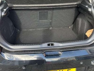 Zwart Gebruikt 2010 Peugeot 308 MPV | € 4.000 (Iets duurder)