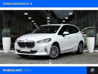 Wit Gebruikt 2025 BMW 220 Active Tourer Luxury Line MPV | € 39.950 (Eerlijke prijs)