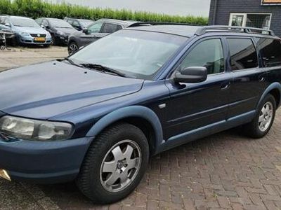 tweedehands Volvo XC70 2.4 D5 AWD Geartronic Titanium V70 4x4