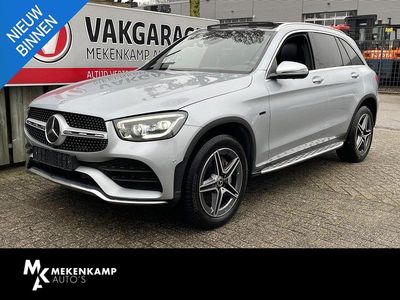 Zilver Gebruikt 2021 Mercedes GLC300e AMG line SUV | € 39.950 (Eerlijke prijs)