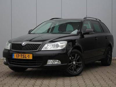 Zwart Occasion 2012 Skoda Octavia Business Line Stationwagen | € 4.999 (Eerlijke prijs)