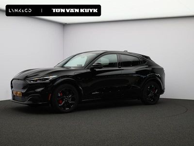 Zwart Occasion 2023 Ford Mustang Mach-E Premium SUV | € 34.950 (Iets duurder)