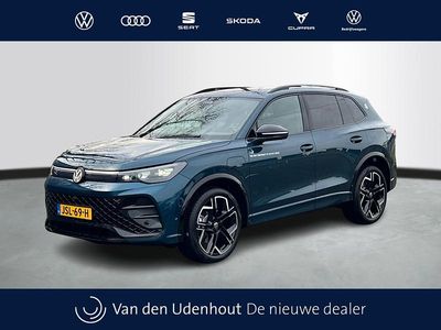 Blauw Occasion 2025 VW Tiguan R-line Edition SUV | € 63.950