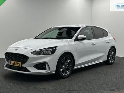 Wit Gebruikt 2020 Ford Focus Business Edition Hatchback | € 999.999