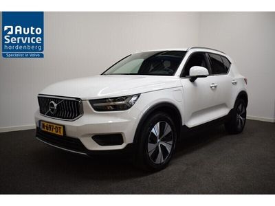 Wit Occasion 2021 Volvo XC40 Inscription SUV | € 26.650 (Eerlijke prijs)