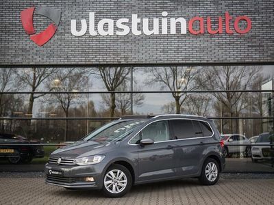 tweedehands VW Touran 1.5 TSI Highline 7p Pano dak Keyless entry Ada