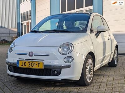 Wit Occasion 2011 Fiat 500 Lounge Hatchback | € 5.950 (Eerlijke prijs)