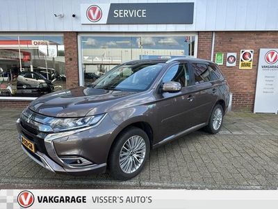 tweedehands Mitsubishi Outlander 2.4 PHEV Pure+ | stoelverwarming | cruise control