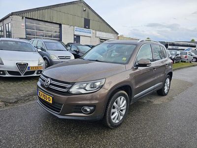 tweedehands VW Tiguan 2.0 TDI Sport&Style 4motion R-line DSG-Autom. Bj:2