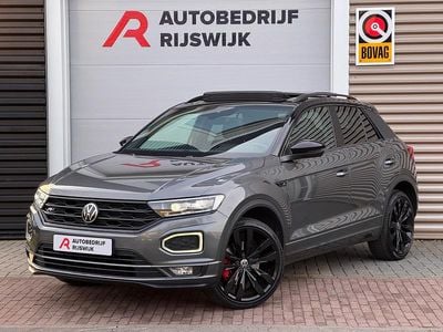 Grijs Occasion 2022 VW T-Roc R-line SUV | € 27.950 (Eerlijke prijs)