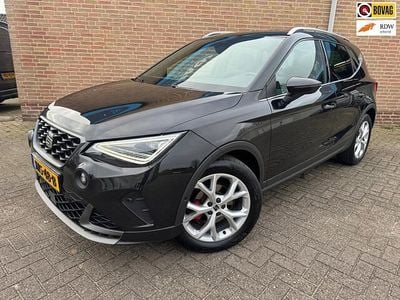 Zwart (metallic) Occasion 2024 Seat Arona FR SUV | € 28.950 (Eerlijke prijs)
