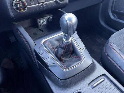 Zwart Occasion 2022 Ford Kuga ST-Line X SUV | € 23.900 (Goede deal)