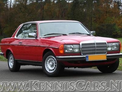 Rood Gebruikt 1983 Mercedes 230 Coupé | € 12.950